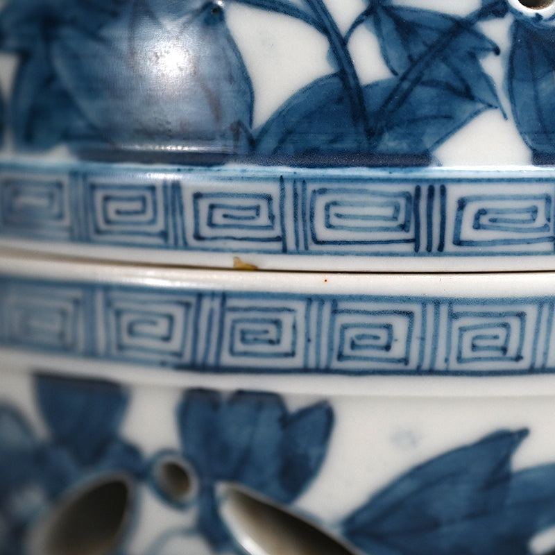 Ceramic Hanging Koro ー三浦 竹泉 "陶製香炉 鍋島鉢"