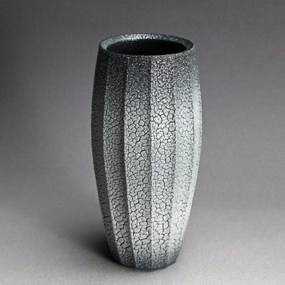 Ai-iro Blue Shino Vase ー酒井 博司 “藍色志野花入れ”
