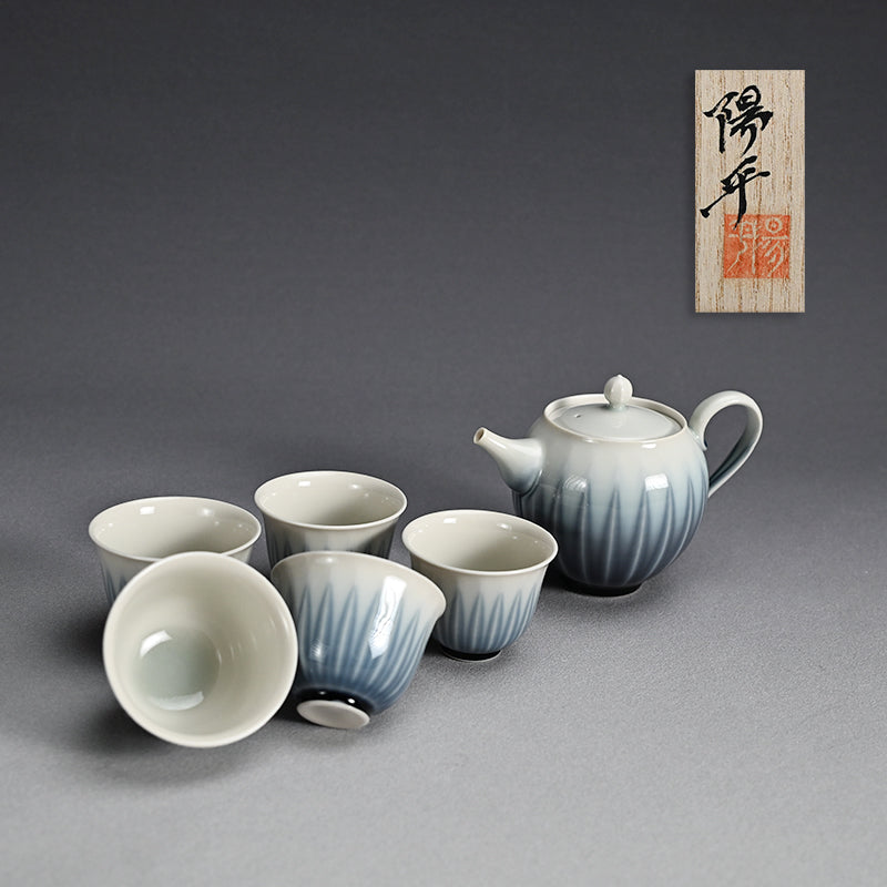 Ryusaiji Teapot and Yunomi Set ー永草 陽平 “流彩磁ポット”、”湯呑”