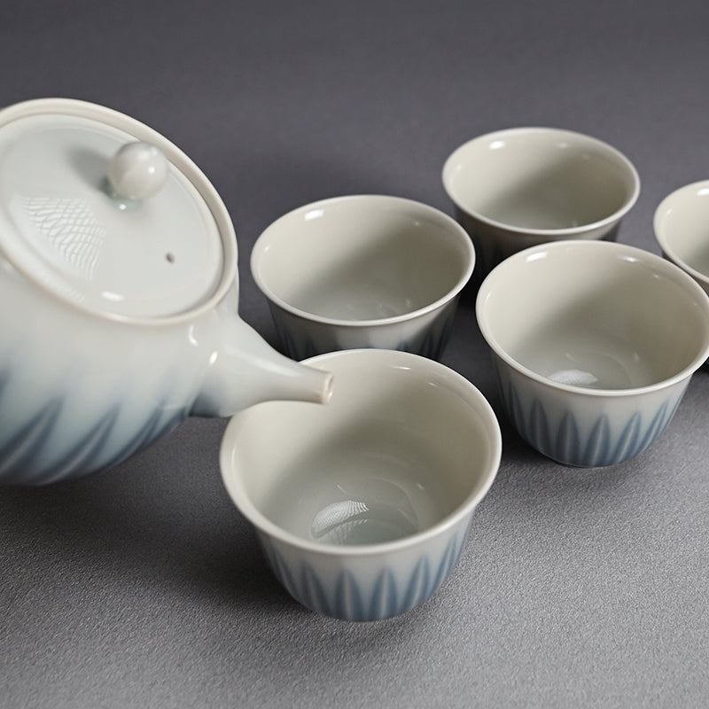 Ryusaiji Teapot and Yunomi Set ー永草 陽平 “流彩磁ポット”、”湯呑”