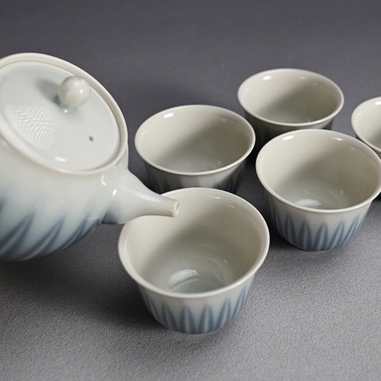 Ryusaiji Teapot and Yunomi Set ー永草 陽平 “流彩磁ポット”、”湯呑”