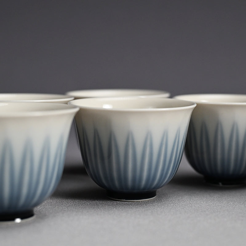 Ryusaiji Teapot and Yunomi Set ー永草 陽平 “流彩磁ポット”、”湯呑”