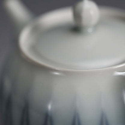 Ryusaiji Teapot and Yunomi Set ー永草 陽平 “流彩磁ポット”、”湯呑”