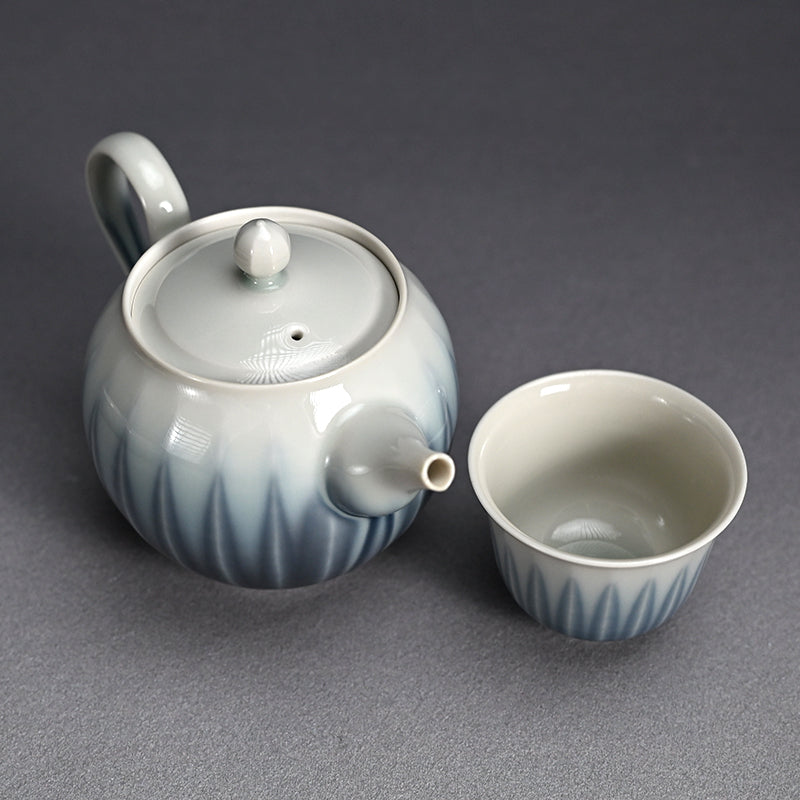 Ryusaiji Teapot and Yunomi Set ー永草 陽平 “流彩磁ポット”、”湯呑”