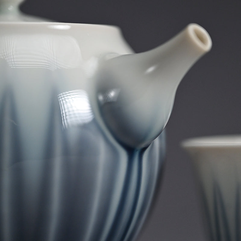 Ryusaiji Teapot and Yunomi Set ー永草 陽平 “流彩磁ポット”、”湯呑”