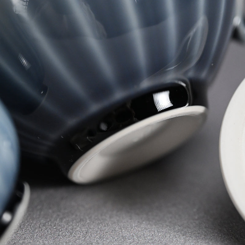 Ryusaiji Teapot and Yunomi Set ー永草 陽平 “流彩磁ポット”、”湯呑”