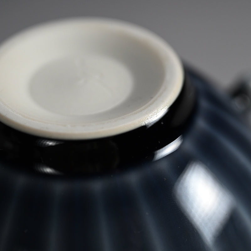 Ryusaiji Teapot and Yunomi Set ー永草 陽平 “流彩磁ポット”、”湯呑”