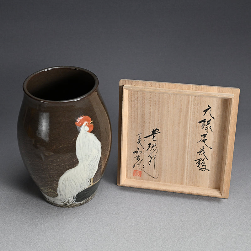 Unusual Vase, Long Tailed Rooster ー十三代 横石 臥牛 "鶏文花瓶"