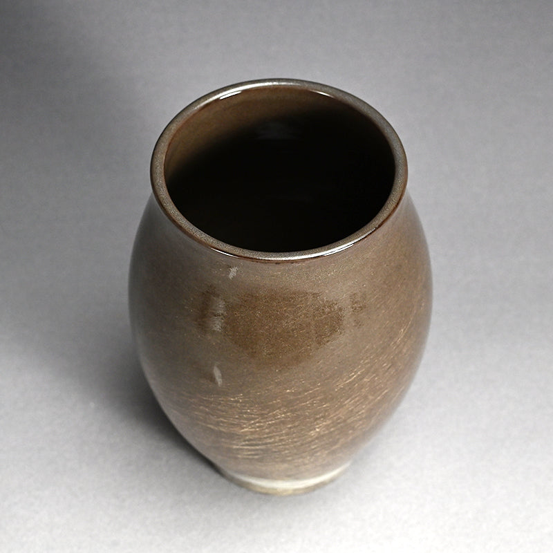 Unusual Vase, Long Tailed Rooster ー十三代 横石 臥牛 "鶏文花瓶"