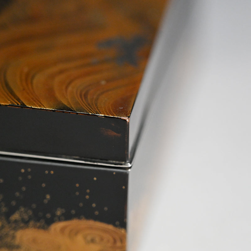 Exquisite Crashing Waves & Sun Lacquer Box