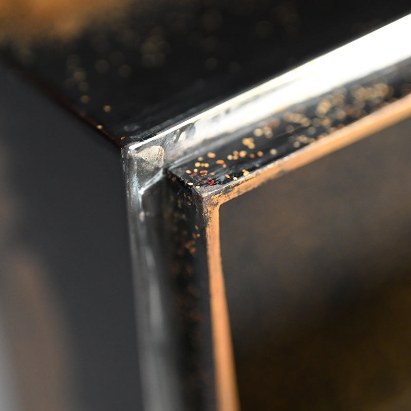 Exquisite Crashing Waves & Sun Lacquer Box