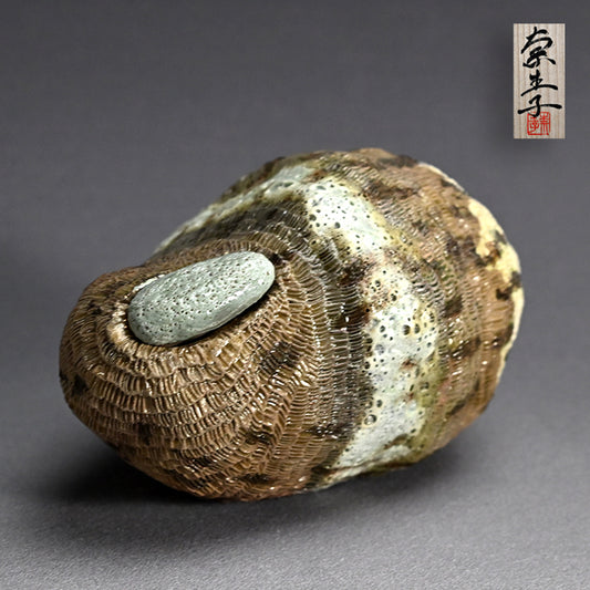 Object Koreihan ー向井 奈生子 “蓋物 枯緑斑”