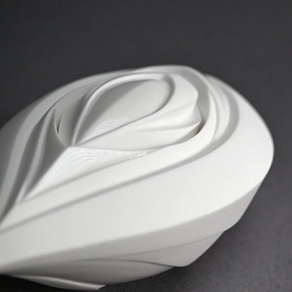 Stylish Katakuchi Sake Vessel ー松村 淳 “Divergence 2.02”