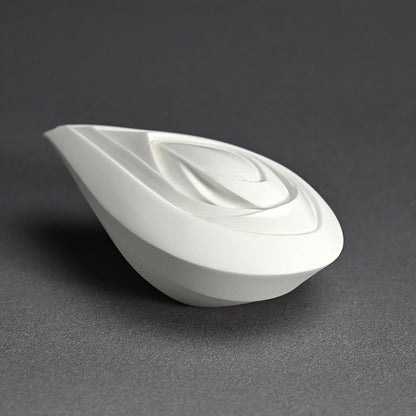 Stylish Katakuchi Sake Vessel ー松村 淳 “Divergence 2.02”