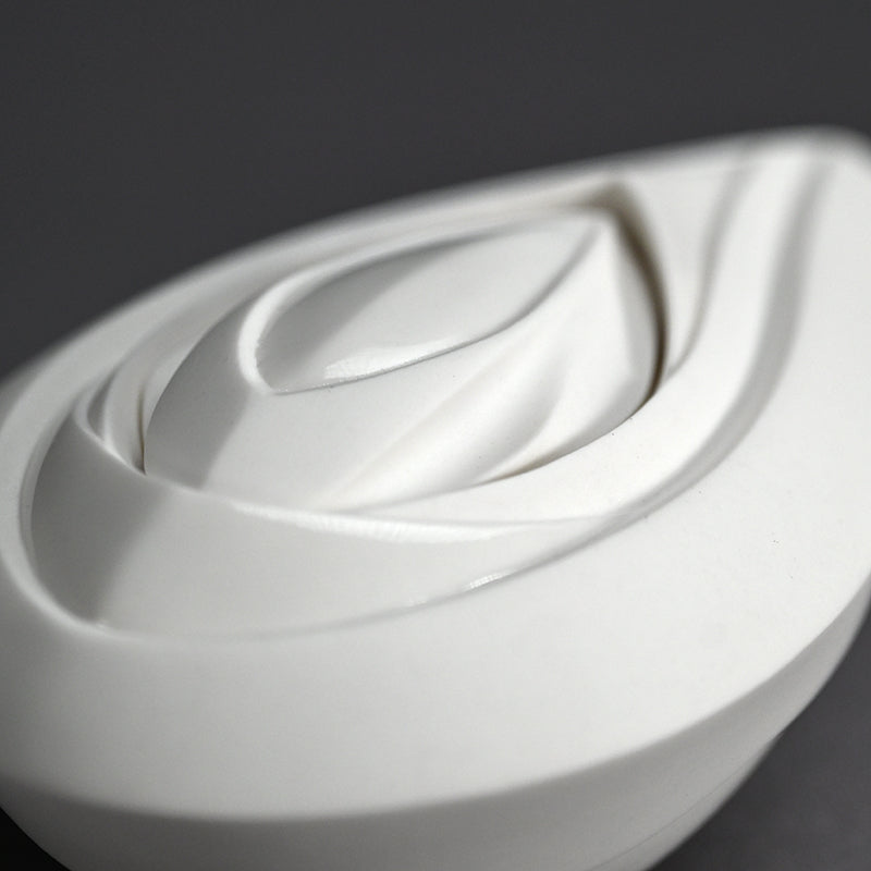 Stylish Katakuchi Sake Vessel ー松村 淳 “Divergence 2.02”