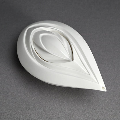 Stylish Katakuchi Sake Vessel ー松村 淳 “Divergence 2.02”