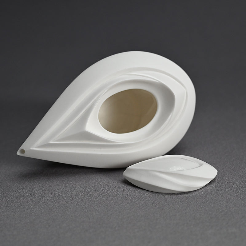 Stylish Katakuchi Sake Vessel ー松村 淳 “Divergence 2.02”