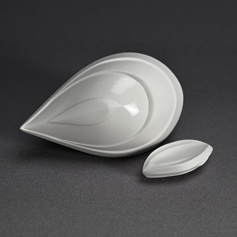 Stylish Katakuchi Sake Vessel ー松村 淳 “Divergence 2.02”