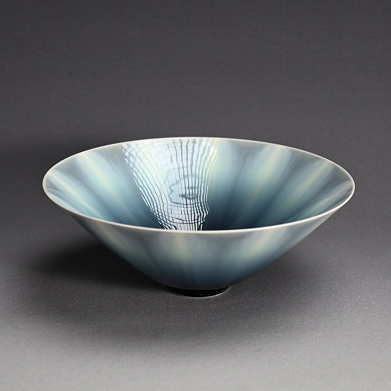 Dramatic Porcelain Bowl ー永草 陽平 “流彩磁鉢”