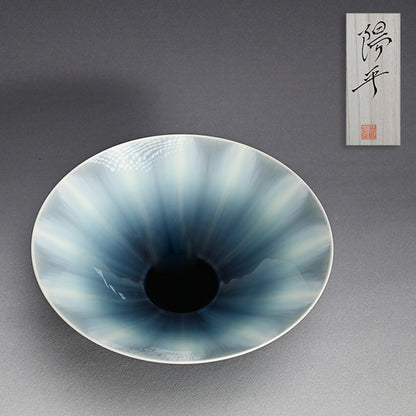 Dramatic Porcelain Bowl ー永草 陽平 “流彩磁鉢”