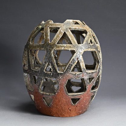 Rare Shogaraki Woven Ceramic Tsubo ー小山 清子 “信楽自然釉 壺”