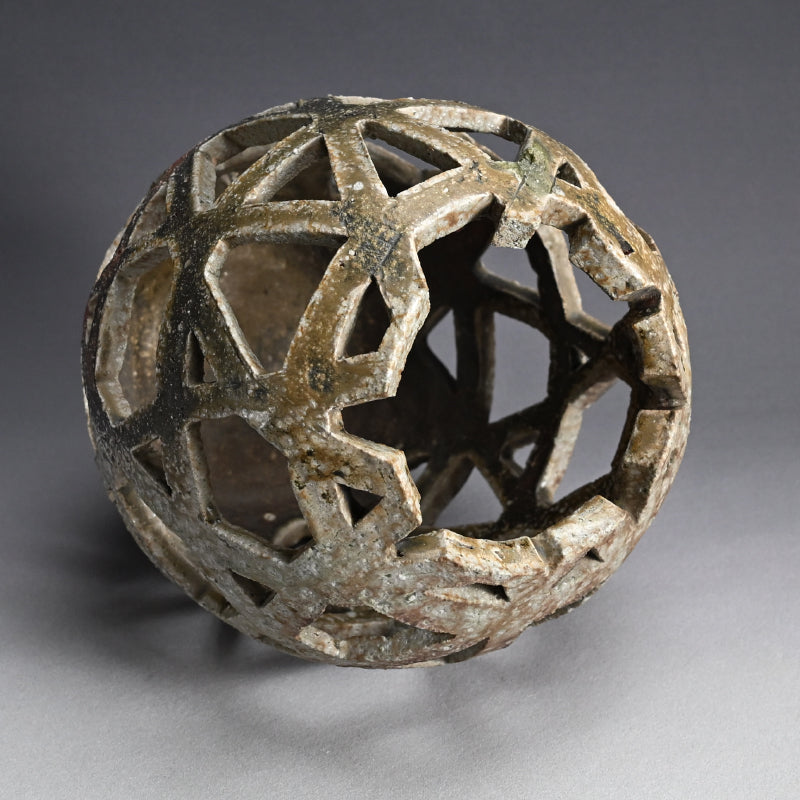 Rare Shogaraki Woven Ceramic Tsubo ー小山 清子 “信楽自然釉 壺”