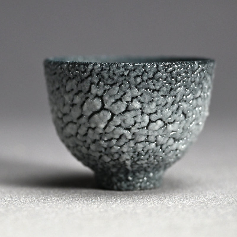 Contemporary Ao-Shino Guinomi ー酒井 博司 "藍色志野ぐい吞み"