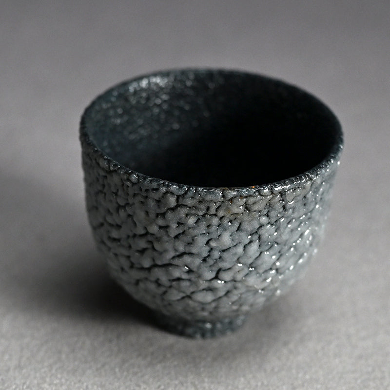 Contemporary Ao-Shino Guinomi ー酒井 博司 "藍色志野ぐい吞み"