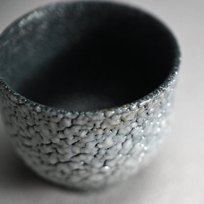 Contemporary Ao-Shino Guinomi ー酒井 博司 "藍色志野ぐい吞み"