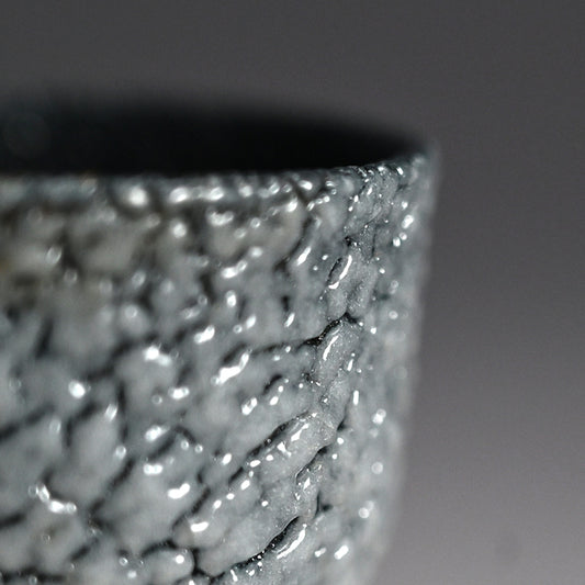 Contemporary Ao-Shino Guinomi ー酒井 博司 "藍色志野ぐい吞み"