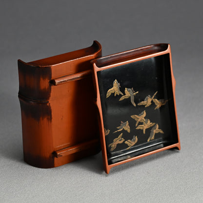 Elegant Small Lacquered Bamboo Futamono Box