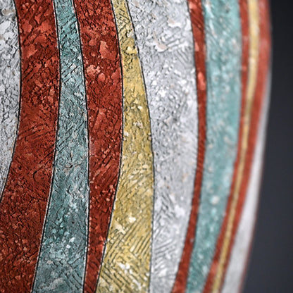 Unusually Colorful Vase ー加古 勝己 “彩陶”