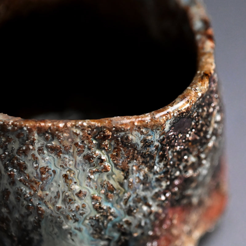 Dramatic Ash Glazed Chawn Tea Bowl ー加古 勝己 “灰釉縞茶碗”