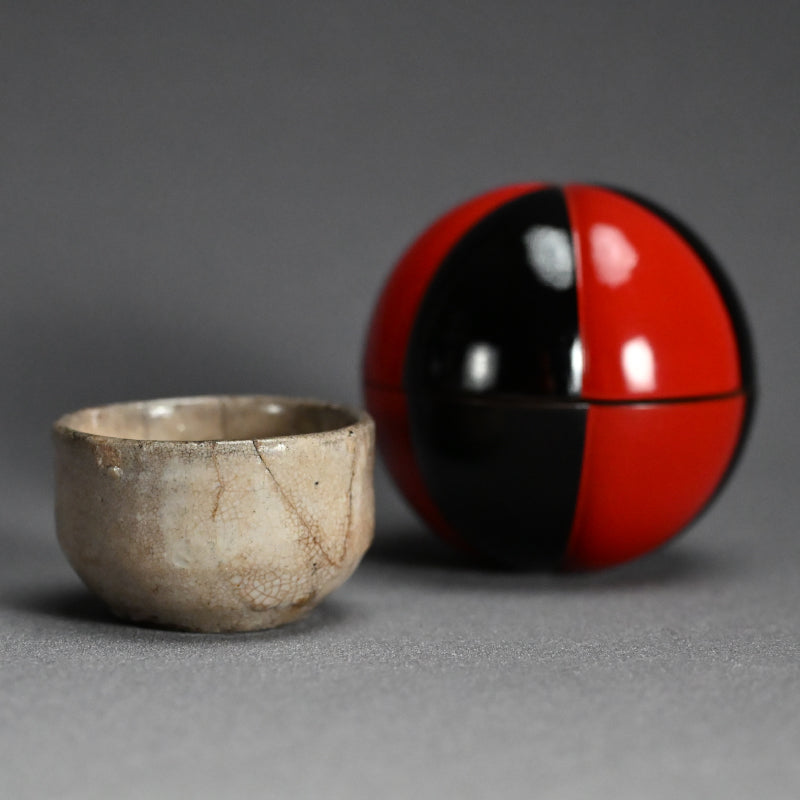 Early Kenjo Karatsu Guinomi in a Lacquer Ball Box