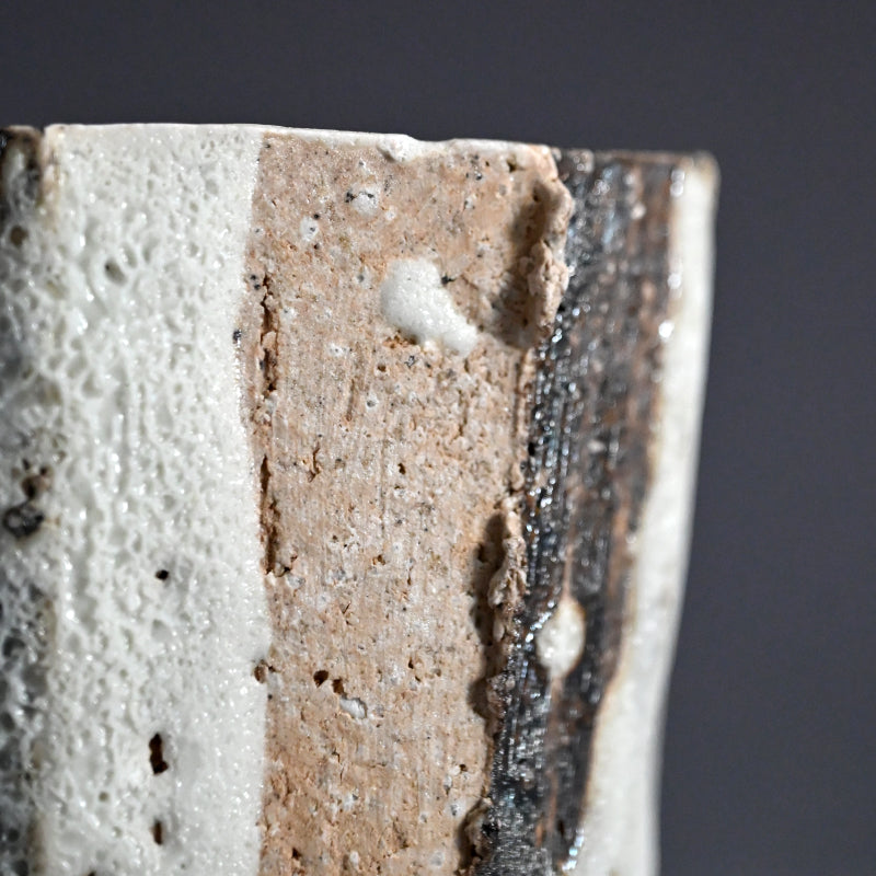 Striking Early Chawan Tea Bowl ー加古 勝己 “灰釉掛分け茶碗”