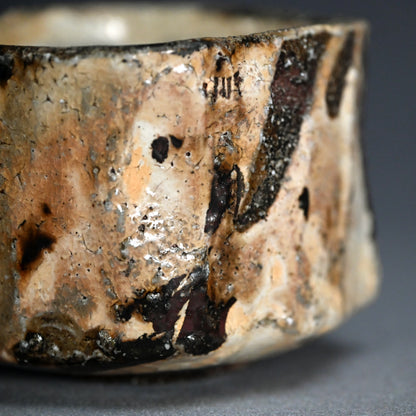 Kohiki Chawan Tea Bowl ー加古 勝己 “灰粉引鉄刷毛茶碗”