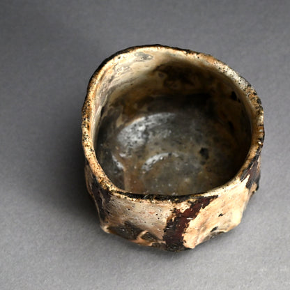 Kohiki Chawan Tea Bowl ー加古 勝己 “灰粉引鉄刷毛茶碗”