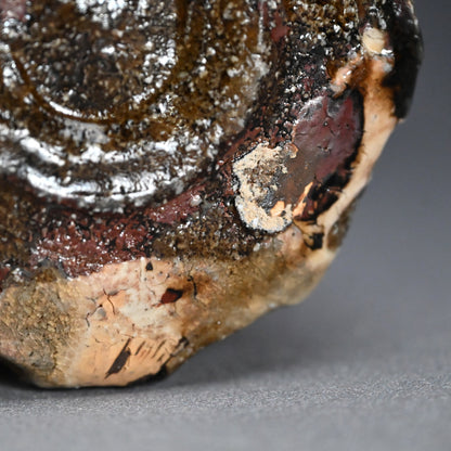 Kohiki Chawan Tea Bowl ー加古 勝己 “灰粉引鉄刷毛茶碗”