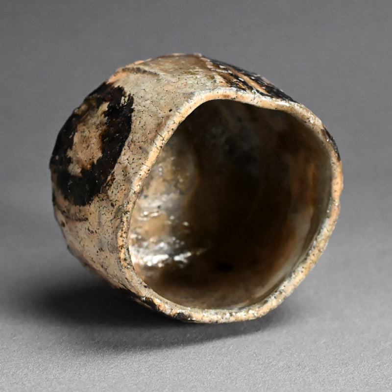 Fabulous Rugged Chawan Tea Bowl ー加古 勝己 “灰粉引丸紋茶碗”