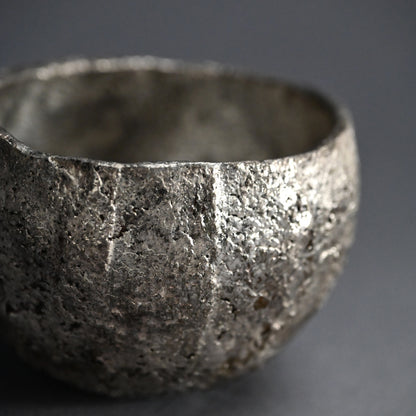 Silver Glazed Chawan Tea Bowl ー加古 勝己 “銀彩茶碗”