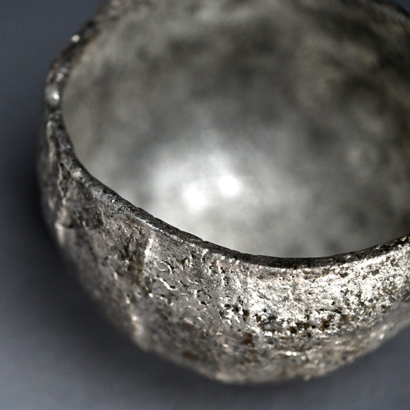 Silver Glazed Chawan Tea Bowl ー加古 勝己 “銀彩茶碗”