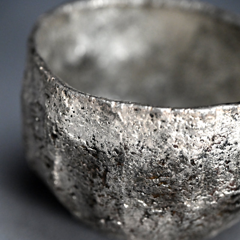 Silver Glazed Chawan Tea Bowl ー加古 勝己 “銀彩茶碗”