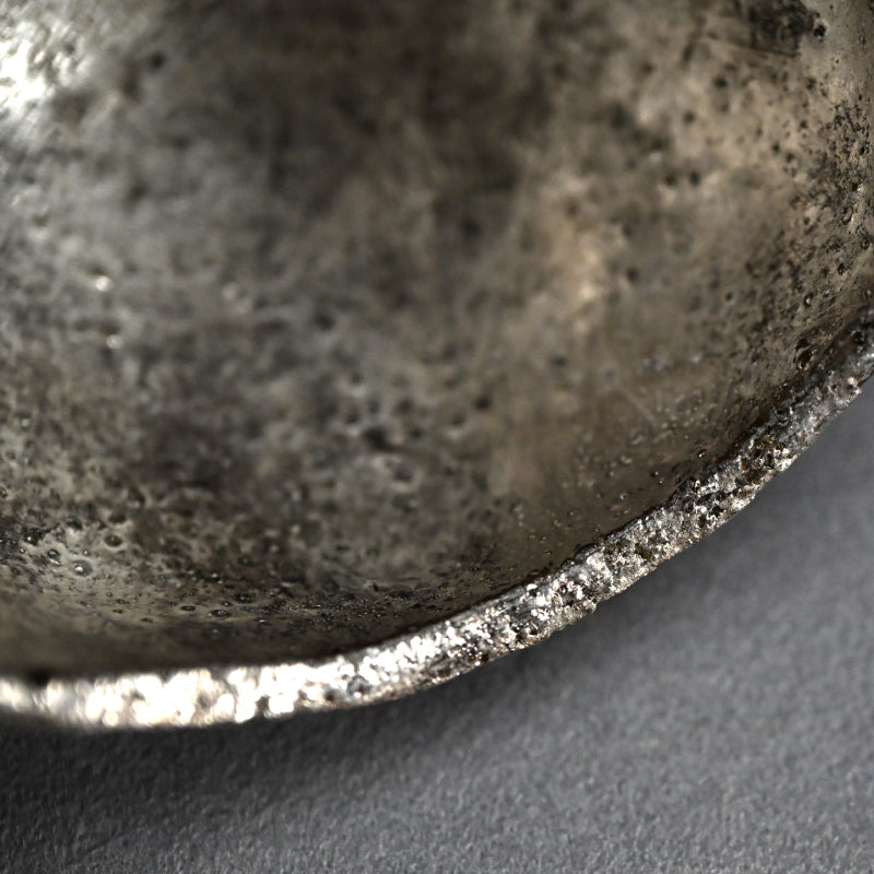 Silver Glazed Chawan Tea Bowl ー加古 勝己 “銀彩茶碗”