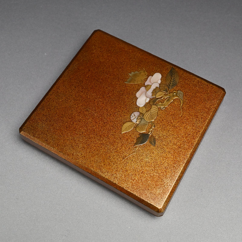 Exquisite Edo period Japanese Lacquered Writing Box