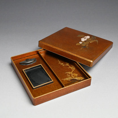 Exquisite Edo period Japanese Lacquered Writing Box
