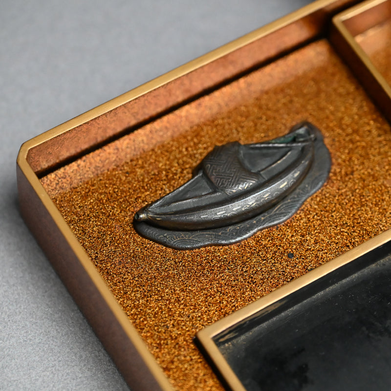 Exquisite Edo period Japanese Lacquered Writing Box