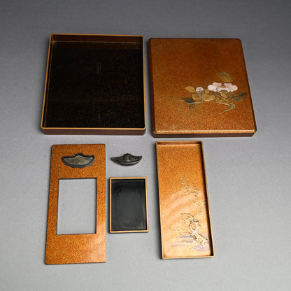Exquisite Edo period Japanese Lacquered Writing Box