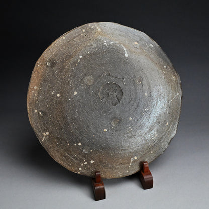Massive Ash Glazed Platter ー加古 勝己 “灰被雫紋大皿”