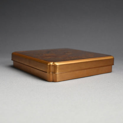 Museum Quality Meiji p. Japanese Gold Lacquer Box