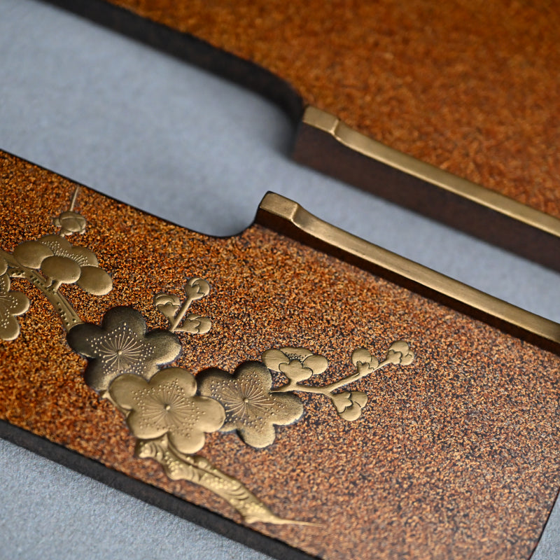 Museum Quality Meiji p. Japanese Gold Lacquer Box